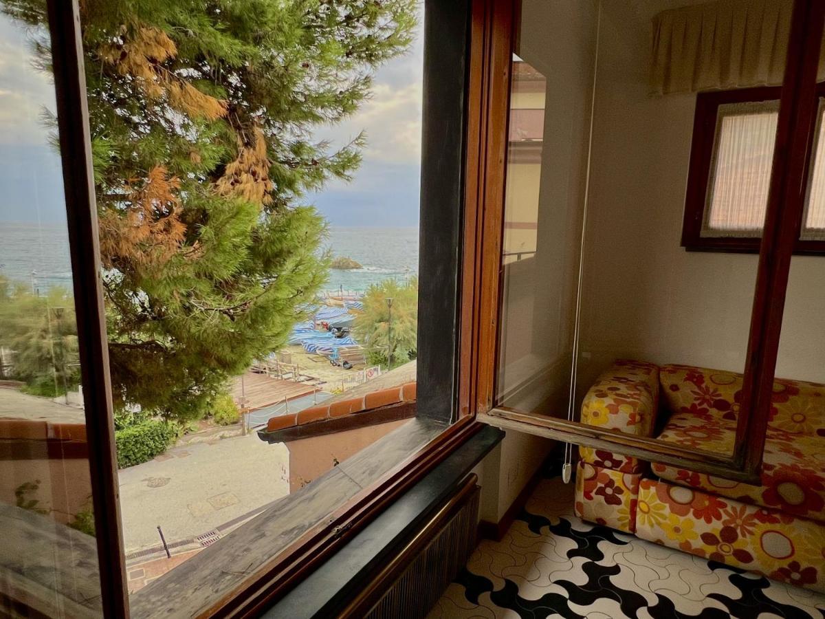 Sixties Sun & Sea Monterosso Apartamento Monterosso al Mare Exterior foto